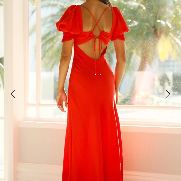 NEW Hello Molly Dress - Picture 2 of 3